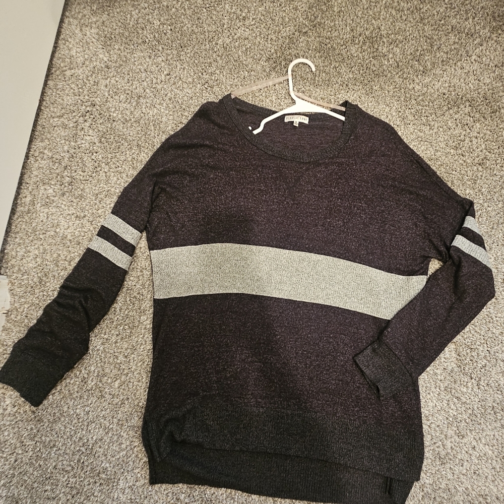 Women's long sleeve oversized shirt/top